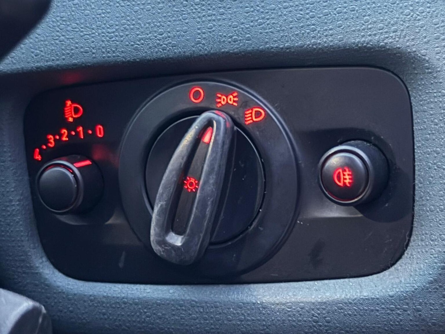 Used Ford Fiesta 2010 for sale - 76482983: Photo 18