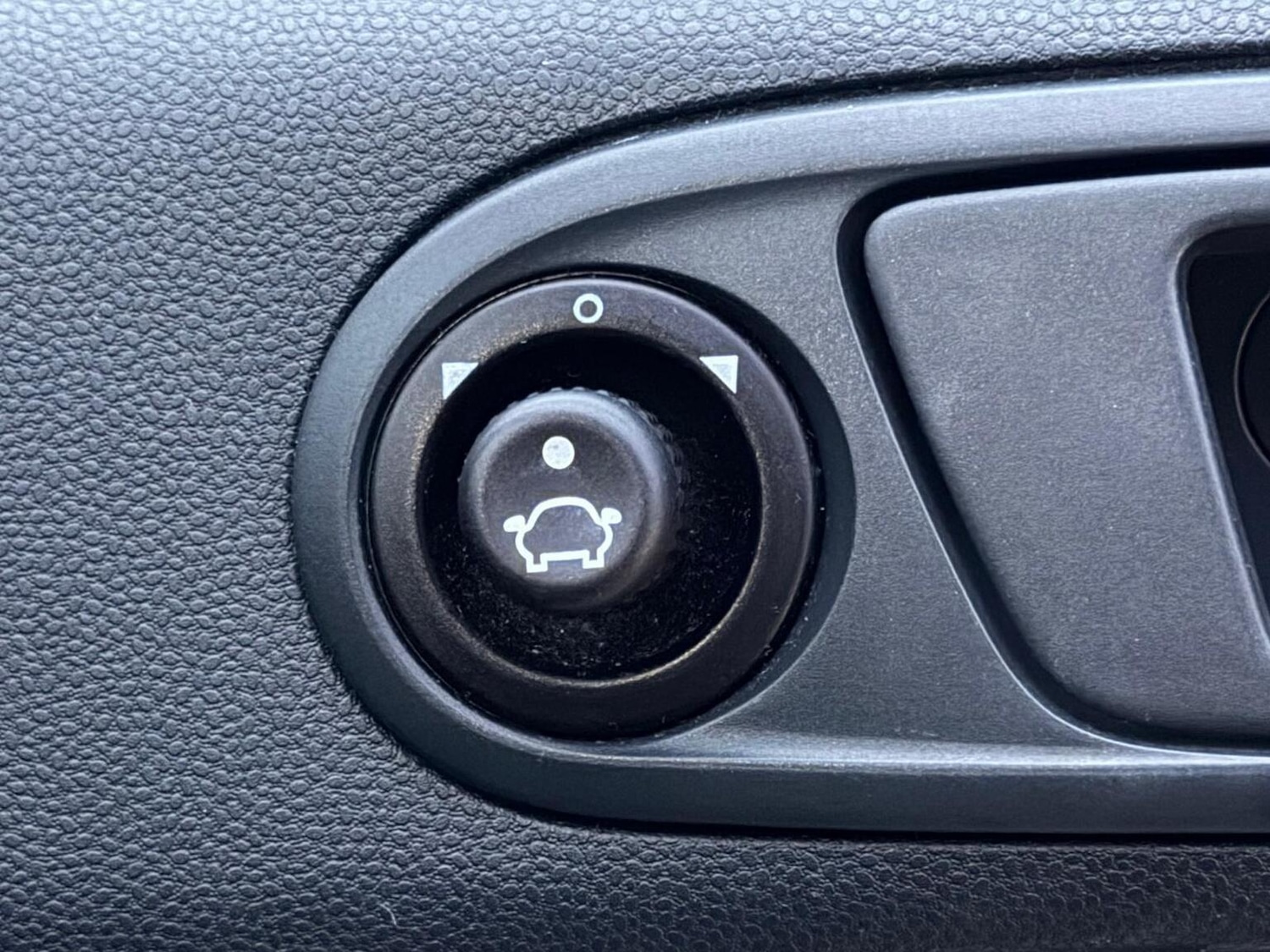 Used Ford Fiesta 2010 for sale - 76482983: Photo 19