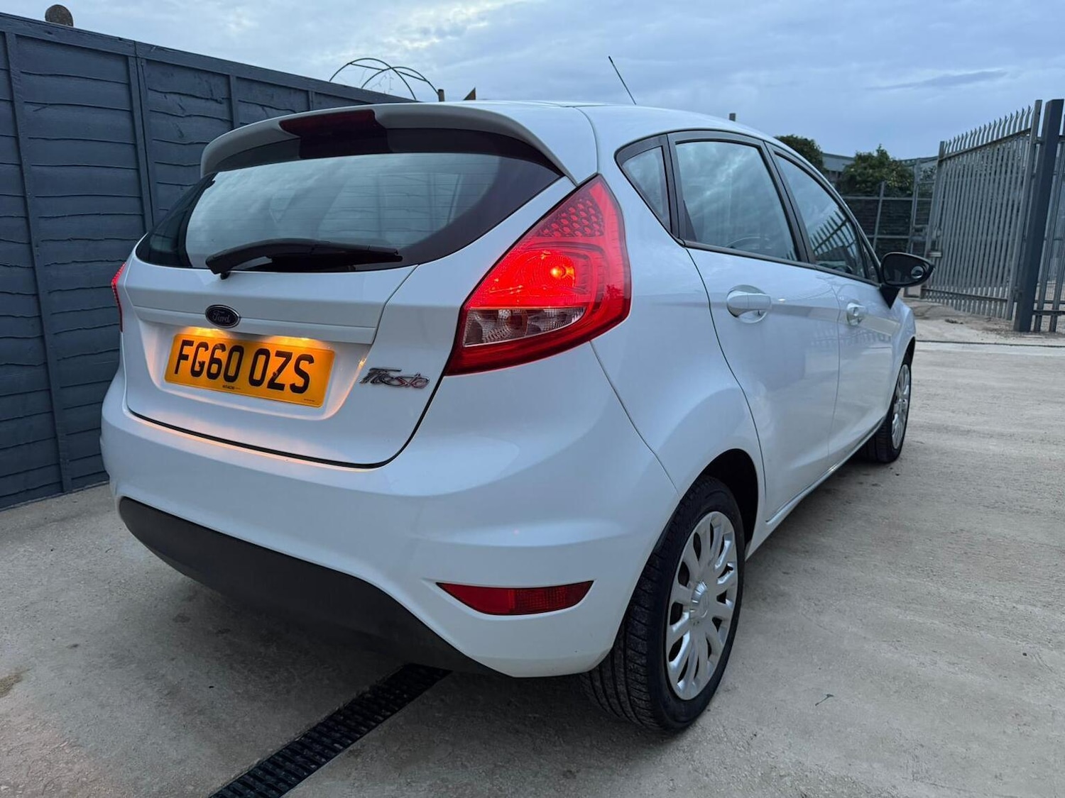 Used Ford Fiesta 2010 for sale - 76482983: Photo 8