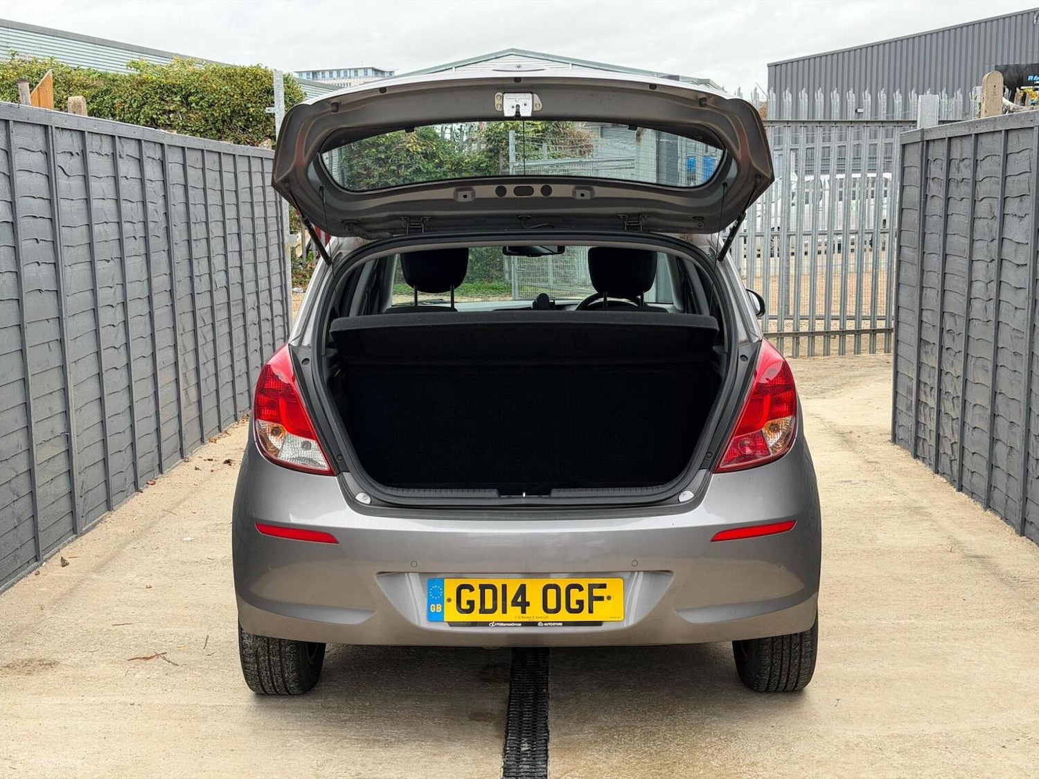 Used Hyundai i20 2014 for sale - 76536735: Photo 15