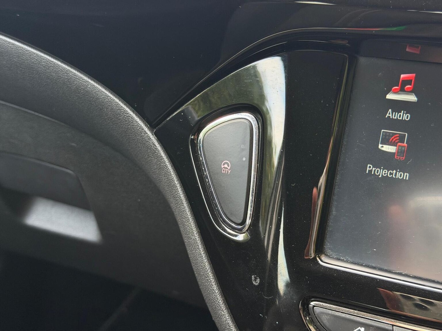 Used Vauxhall Corsa 2017 for sale - 76334711: Photo 23
