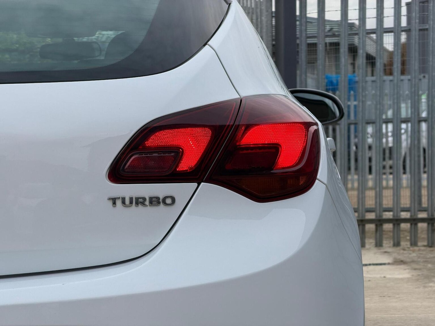 Used Vauxhall Astra 2015 for sale - 76536809: Photo 10