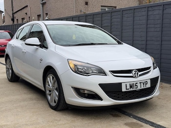 Used Vauxhall Astra 2015 for sale - 76536809: Photo
