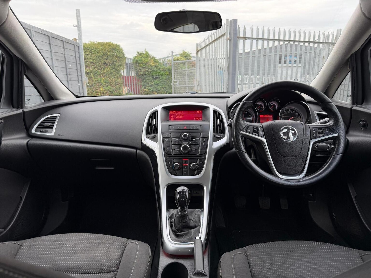 Used Vauxhall Astra 2015 for sale - 76536809: Photo 21