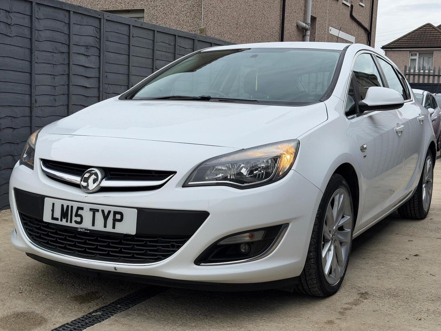 Used Vauxhall Astra 2015 for sale - 76536809: Photo 4