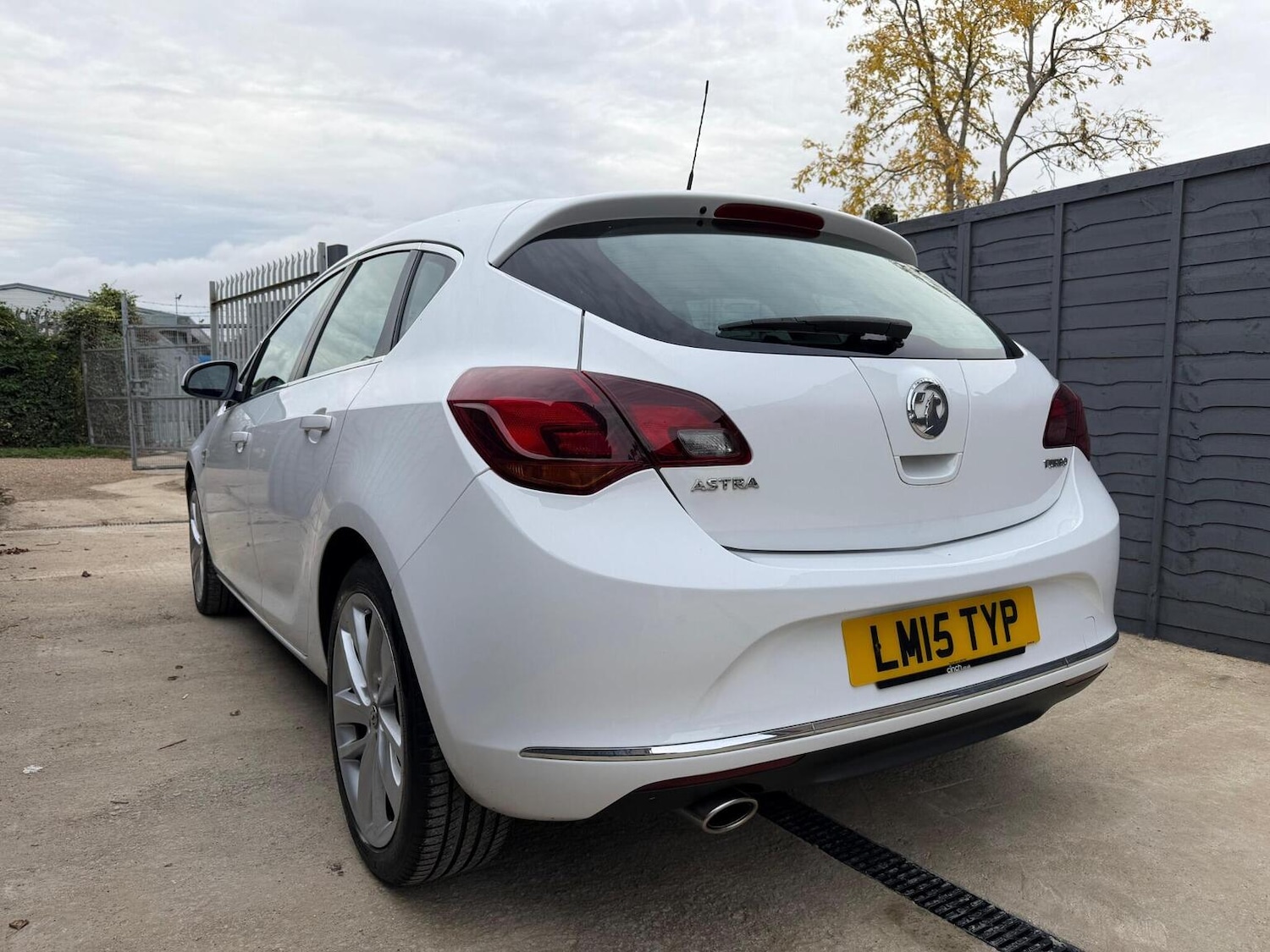 Used Vauxhall Astra 2015 for sale - 76536809: Photo 7