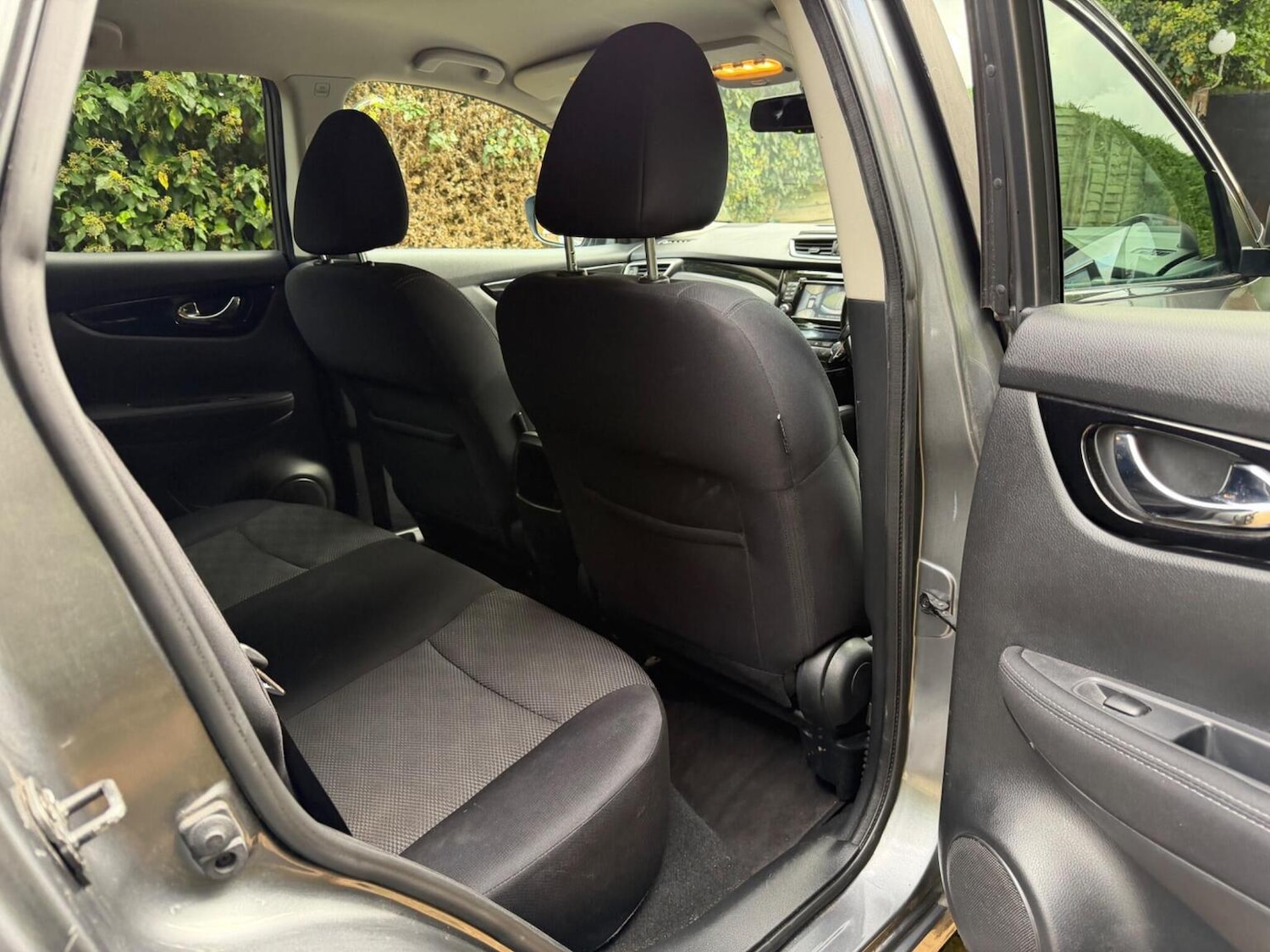 Used Nissan Qashqai 2015 for sale - 76397004: Photo 14