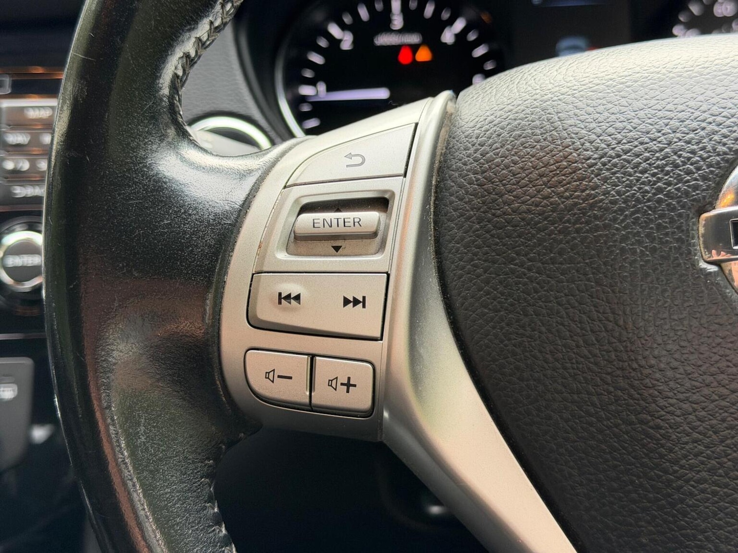 Used Nissan Qashqai 2015 for sale - 76397004: Photo 15