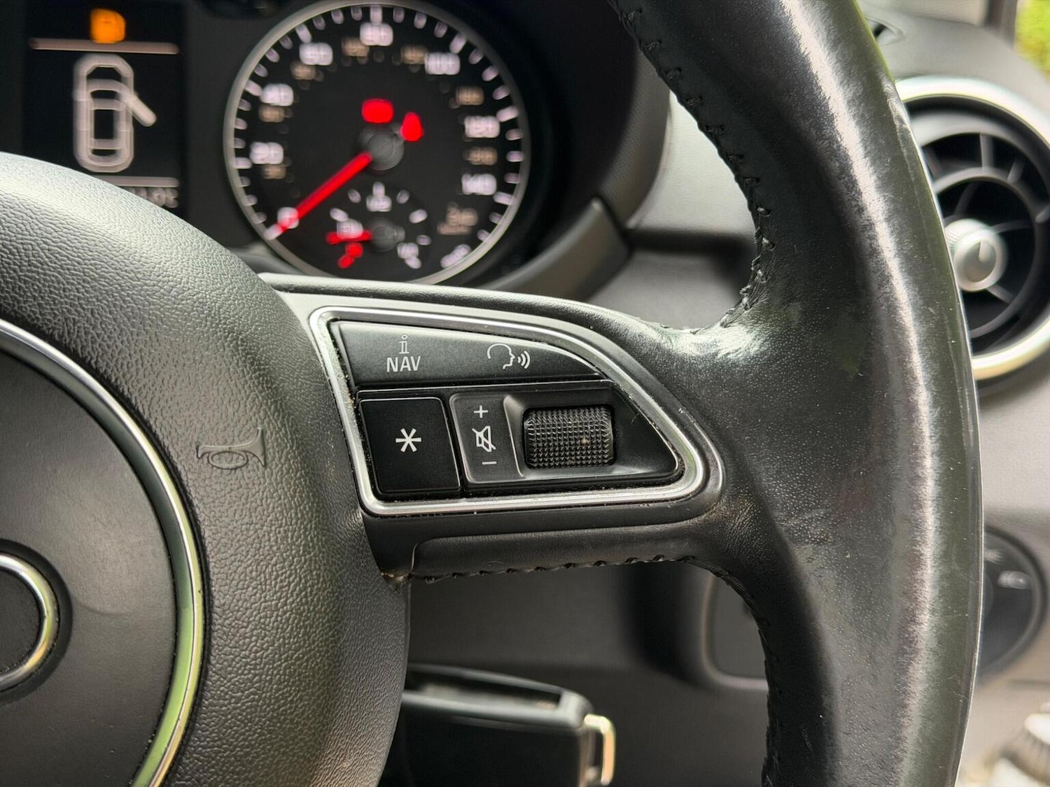 Used Audi A1 2014 for sale - 76281366: Photo 15