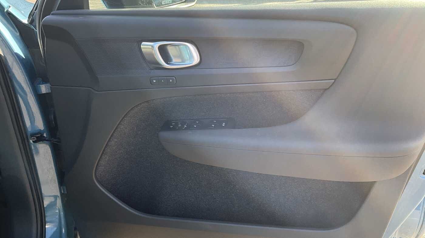 Used Volvo C40 2023 for sale - 78036097: Photo 28