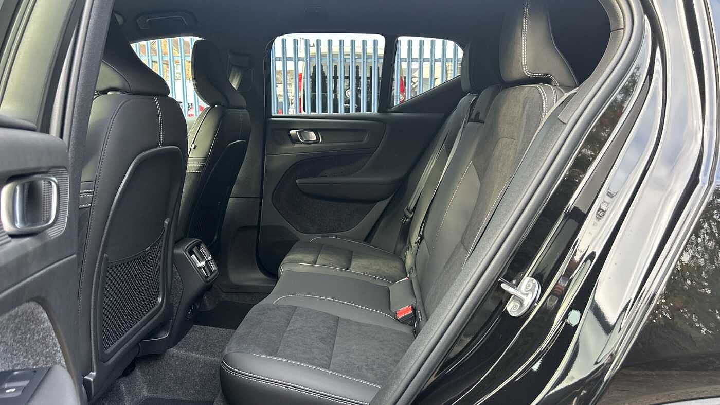 Used Volvo XC40 2025 for sale - 78036088: Photo 35