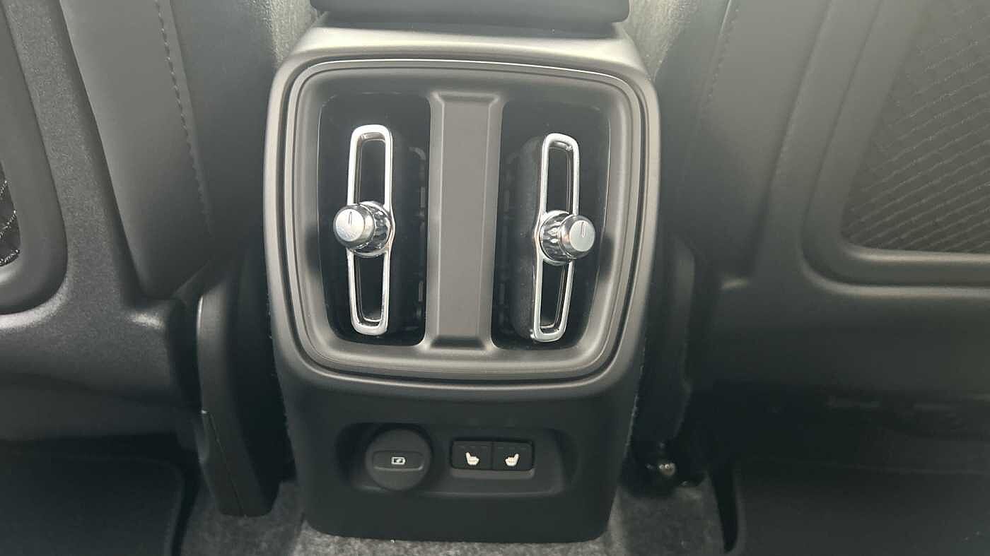 Used Volvo XC40 2025 for sale - 78036088: Photo 38