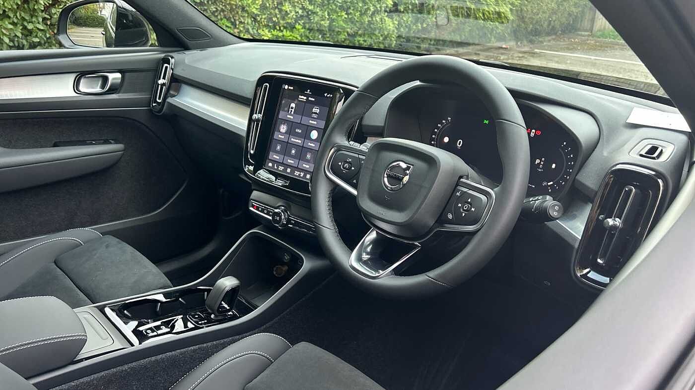 Used Volvo XC40 2025 for sale - 78036088: Photo 5