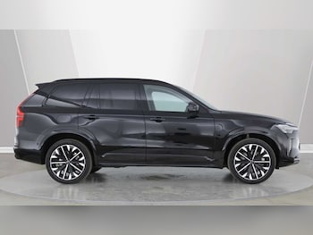 Used Volvo XC90 2025 for sale - 79582506: Photo