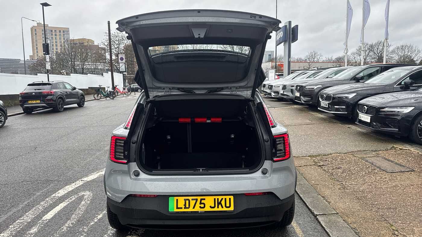 Used Volvo EX30 2025 for sale - 78036059: Photo 15