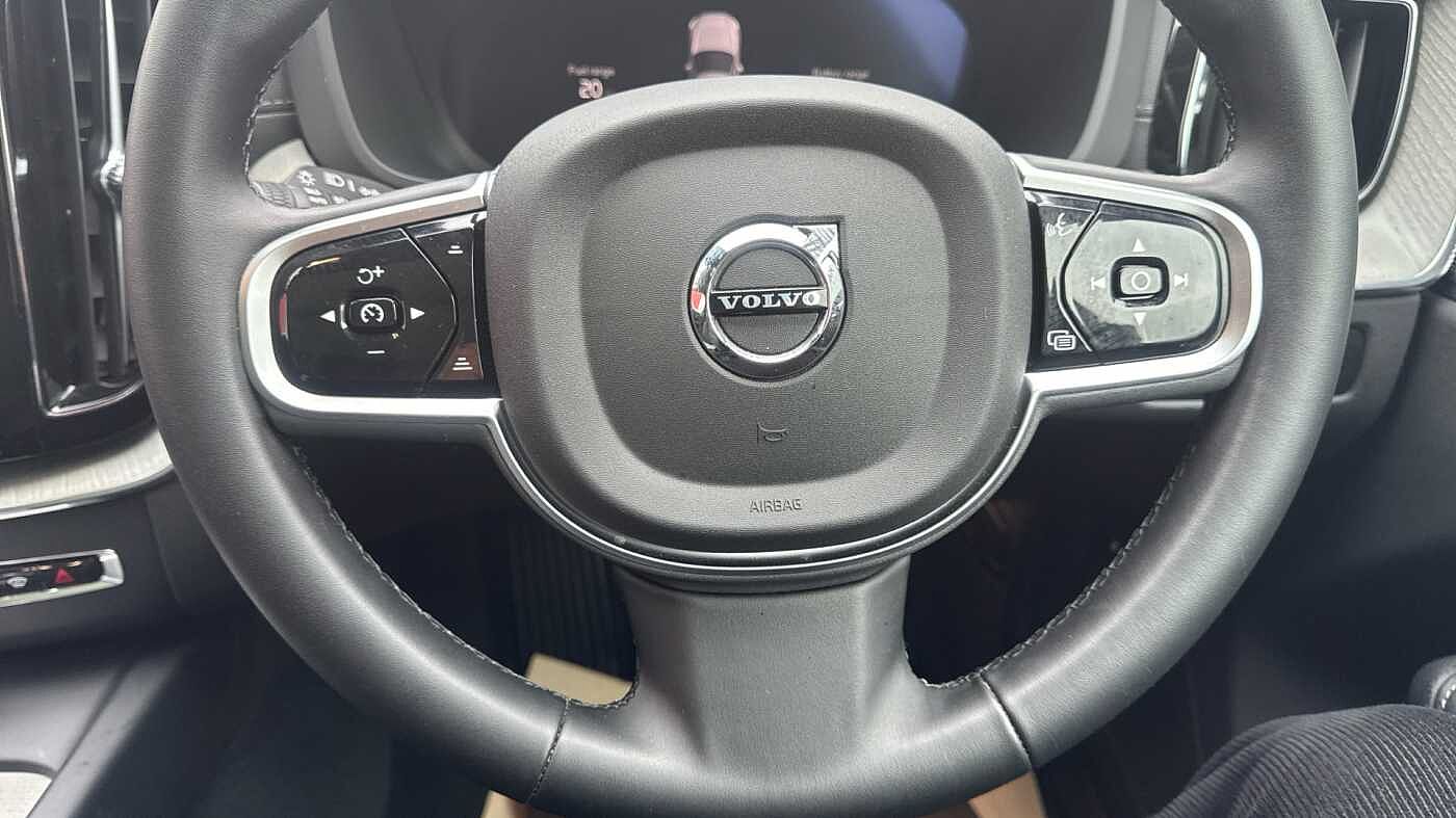 Used Volvo XC60 2025 for sale - 78036064: Photo 12