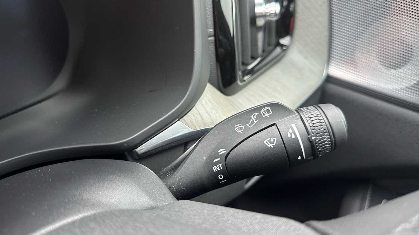 Used Volvo XC60 2025 for sale - 78036064: Photo 17