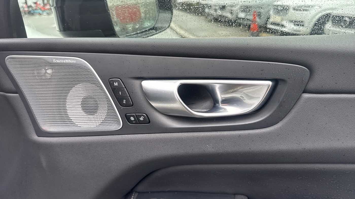 Used Volvo XC60 2025 for sale - 78036064: Photo 24