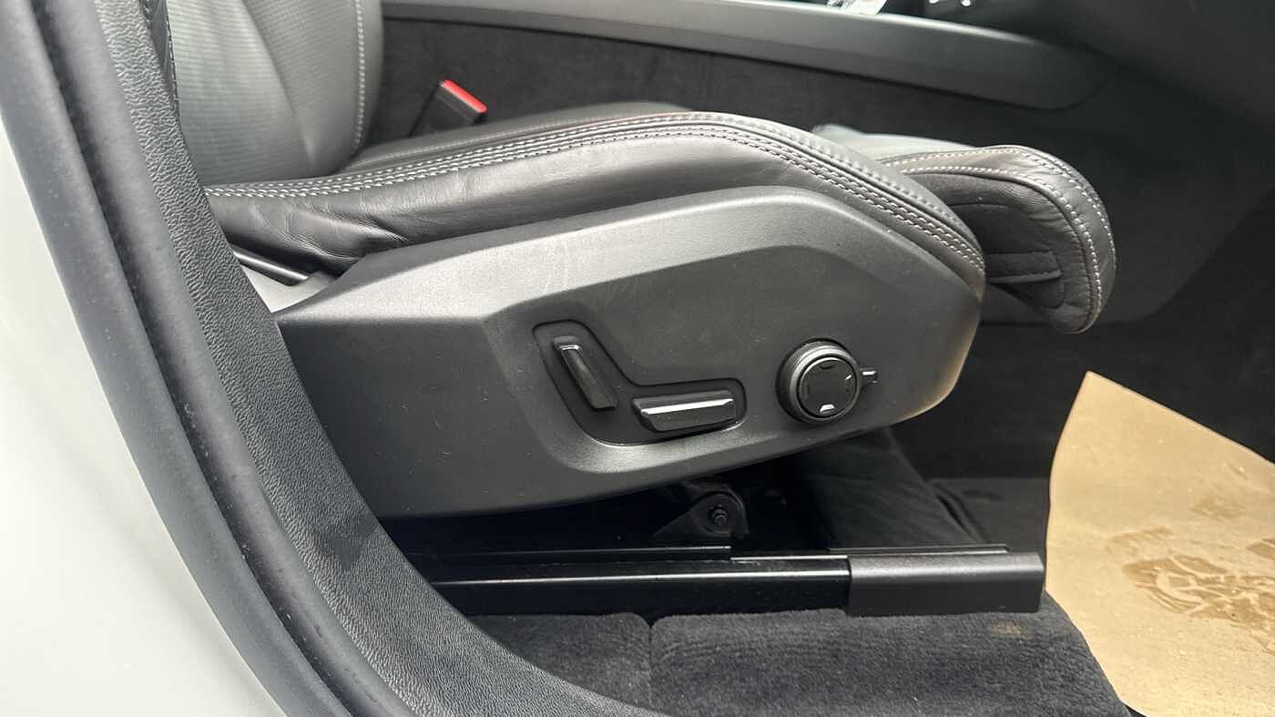 Used Volvo XC60 2025 for sale - 78036064: Photo 25