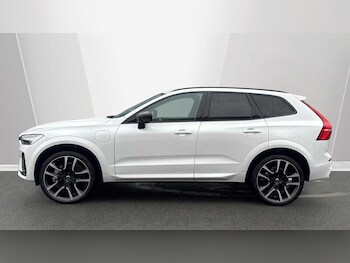 Used Volvo XC60 2025 for sale - 78036064: Photo