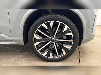 Used Volvo XC90 2025 for sale - 79101841: Photo