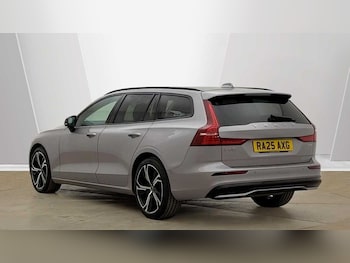 Used Volvo V60 2025 for sale - 79418556: Photo