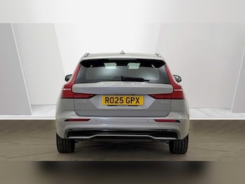 Used Volvo V60 2025 for sale - 78900876: Photo