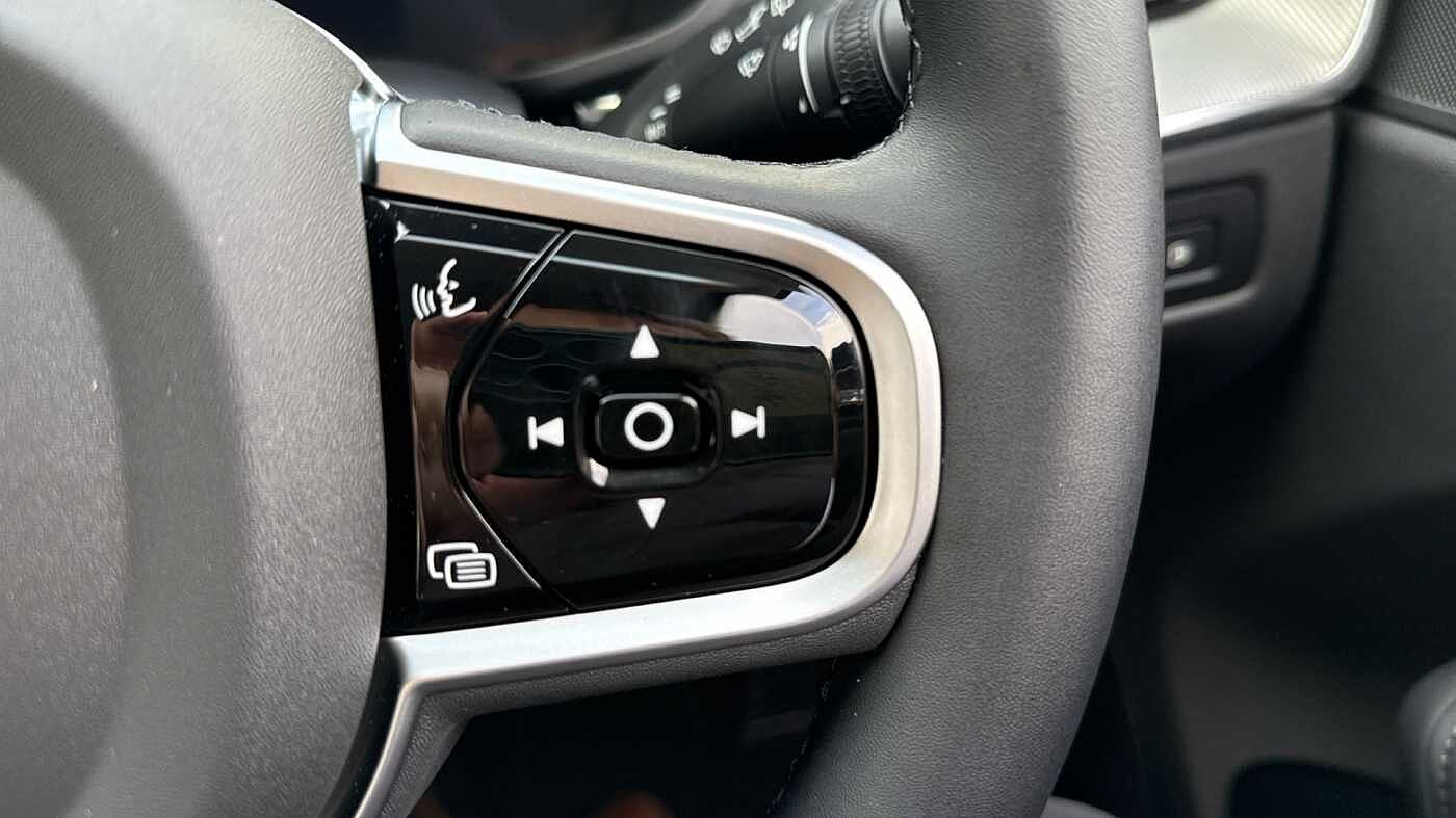 Used Volvo XC60 2025 for sale - 78036052: Photo 21