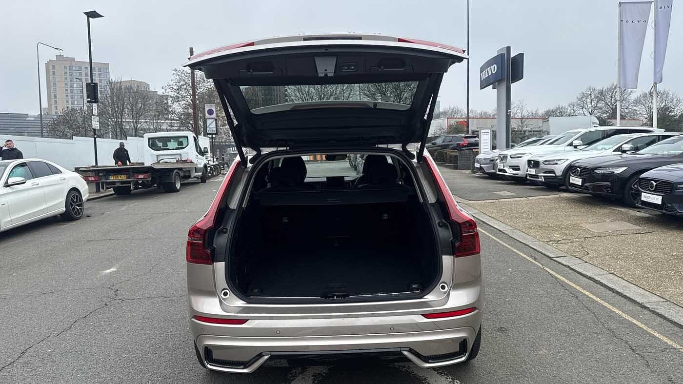 Used Volvo XC60 2025 for sale - 78036067: Photo 15