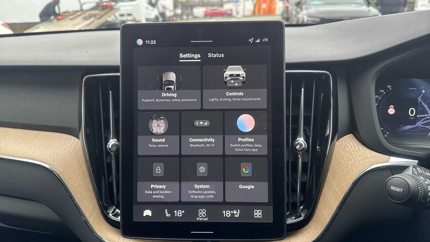 Used Volvo XC60 2025 for sale - 78036067: Photo 17