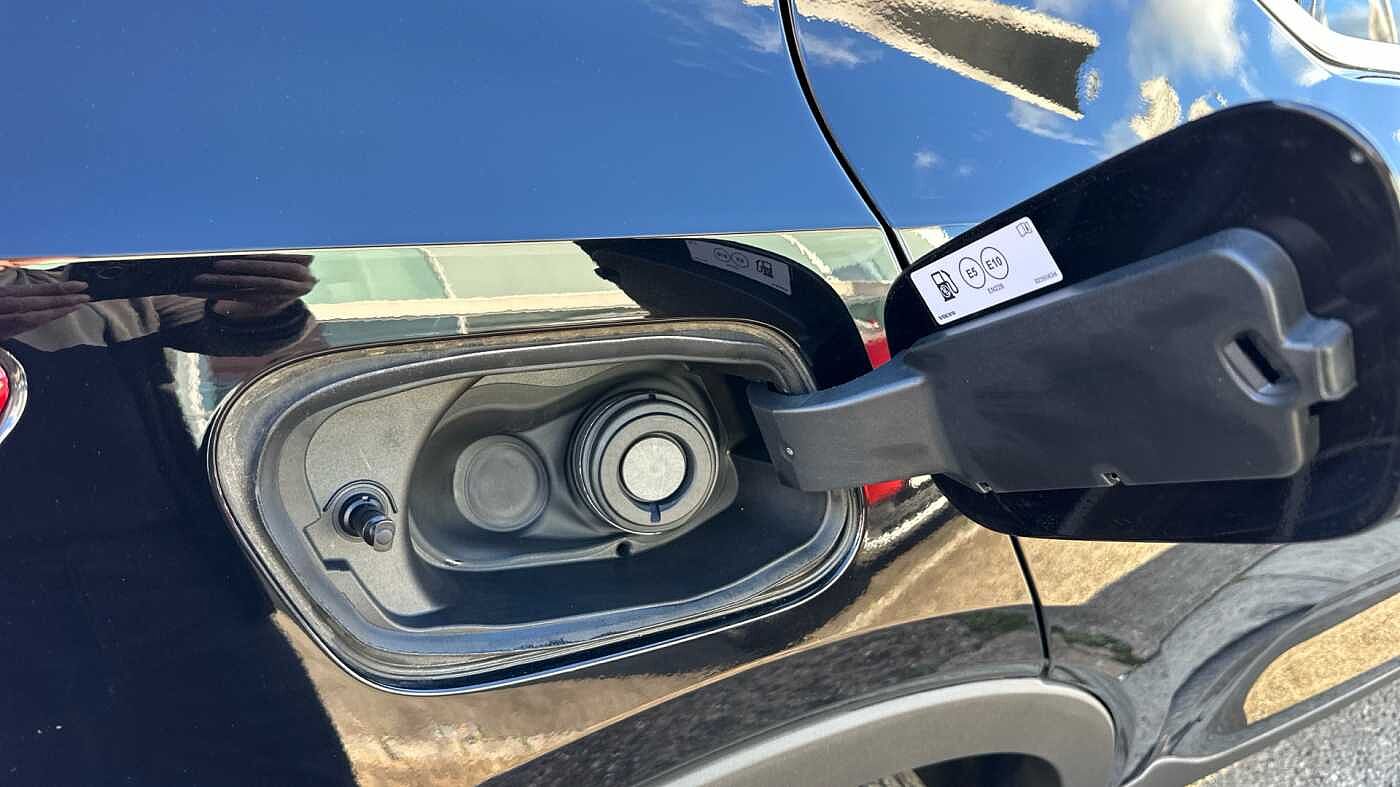 Used Volvo XC40 2025 for sale - 78036046: Photo 17