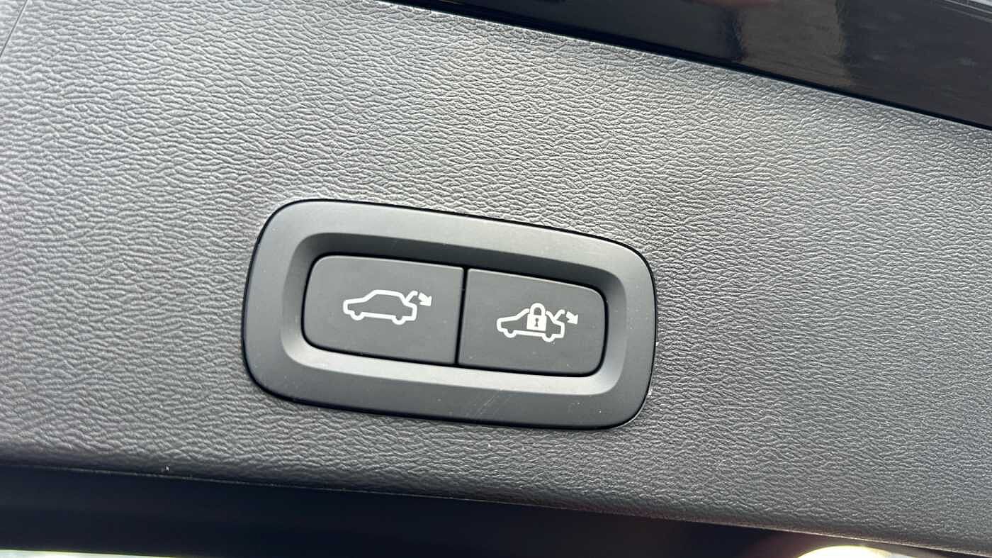 Used Volvo XC40 2025 for sale - 78036046: Photo 36