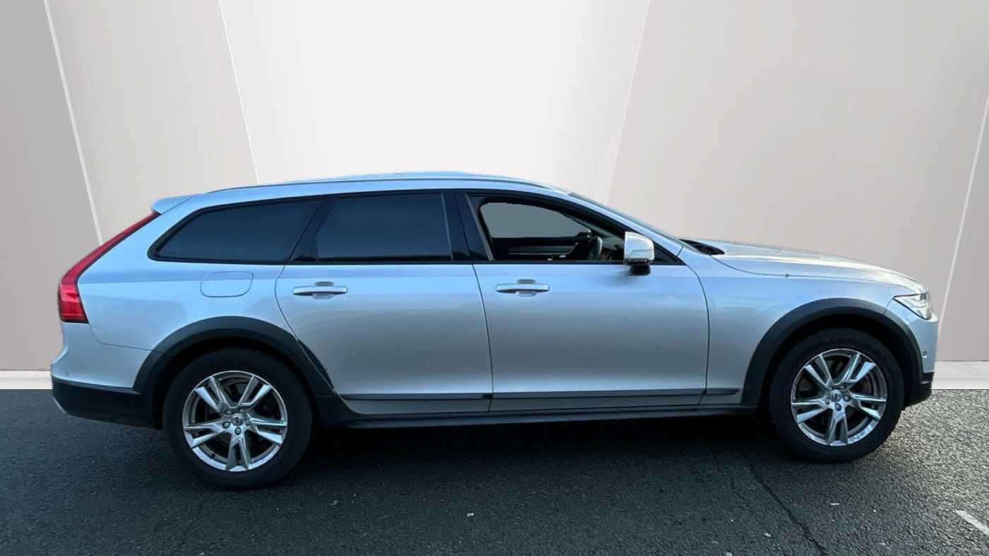 Used Volvo V90 2017 for sale - 78036073: Photo 3