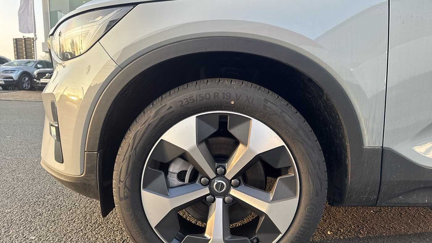 Used Volvo XC40 2025 for sale - 78036094: Photo 11