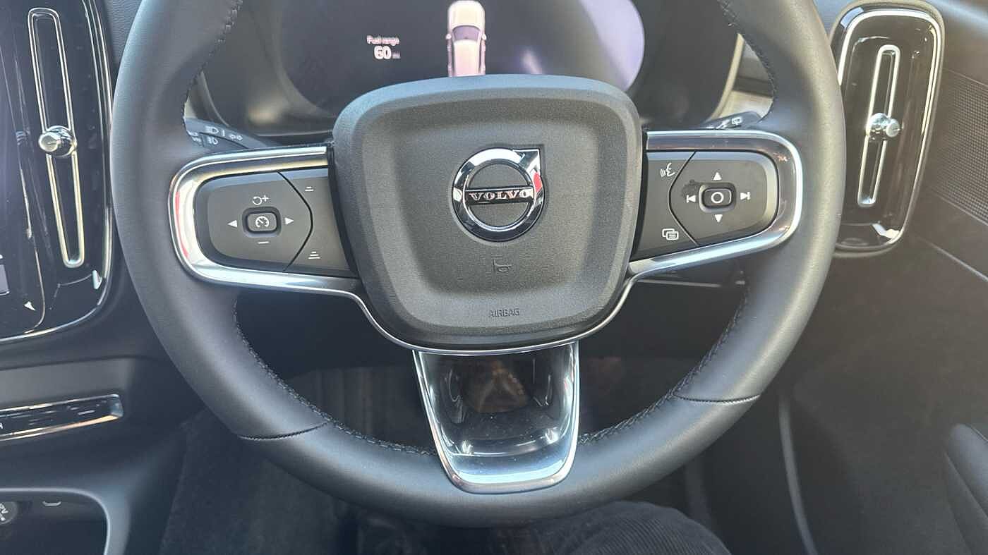 Used Volvo XC40 2025 for sale - 78036094: Photo 12