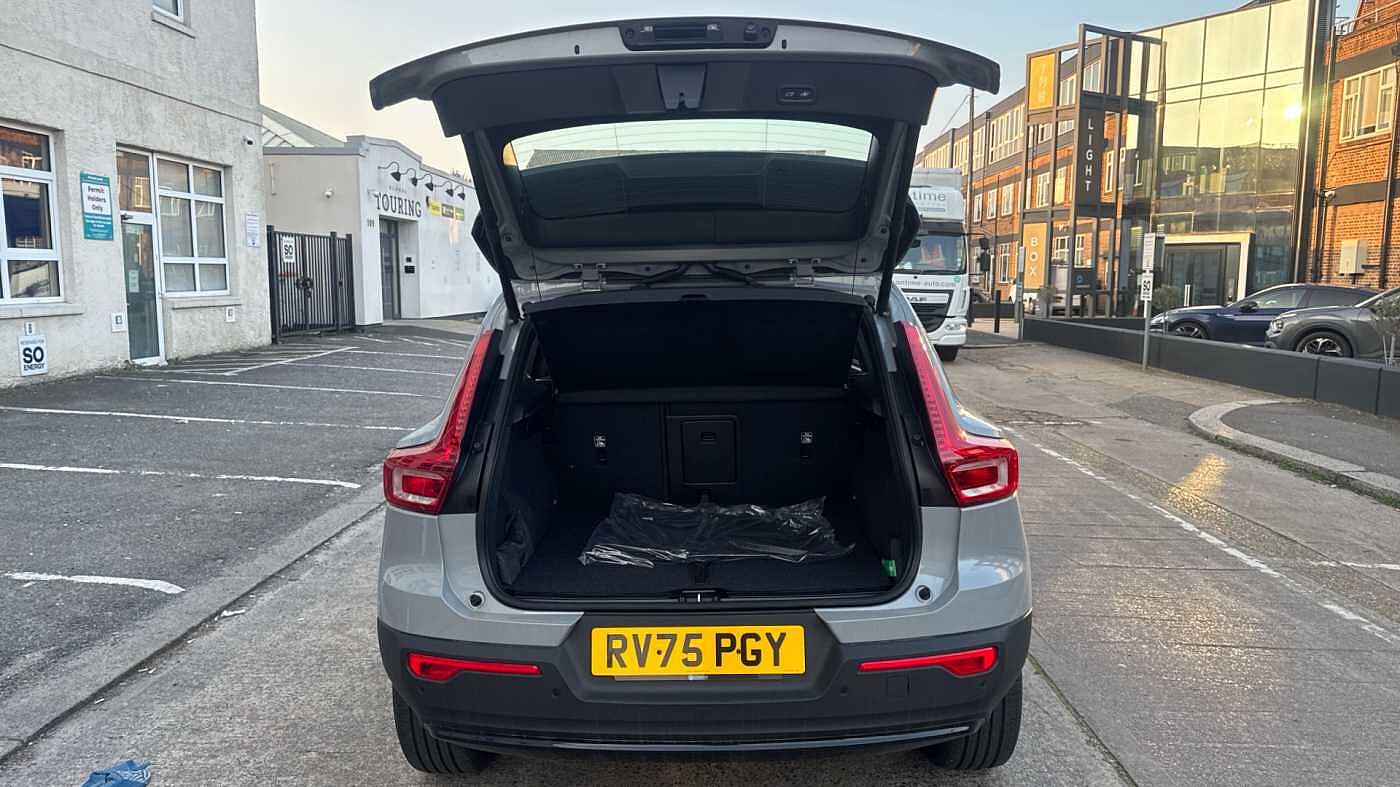 Used Volvo XC40 2025 for sale - 78036094: Photo 15