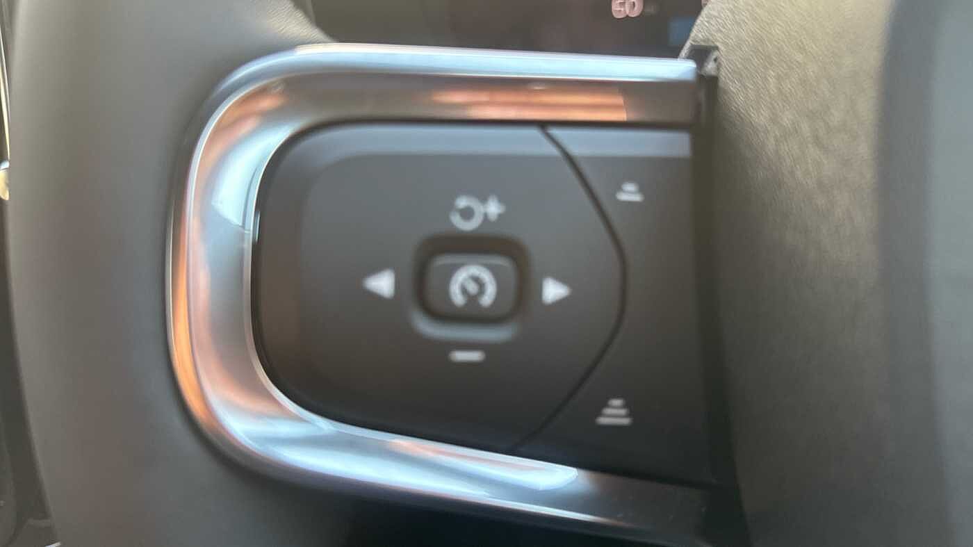 Used Volvo XC40 2025 for sale - 78036094: Photo 18