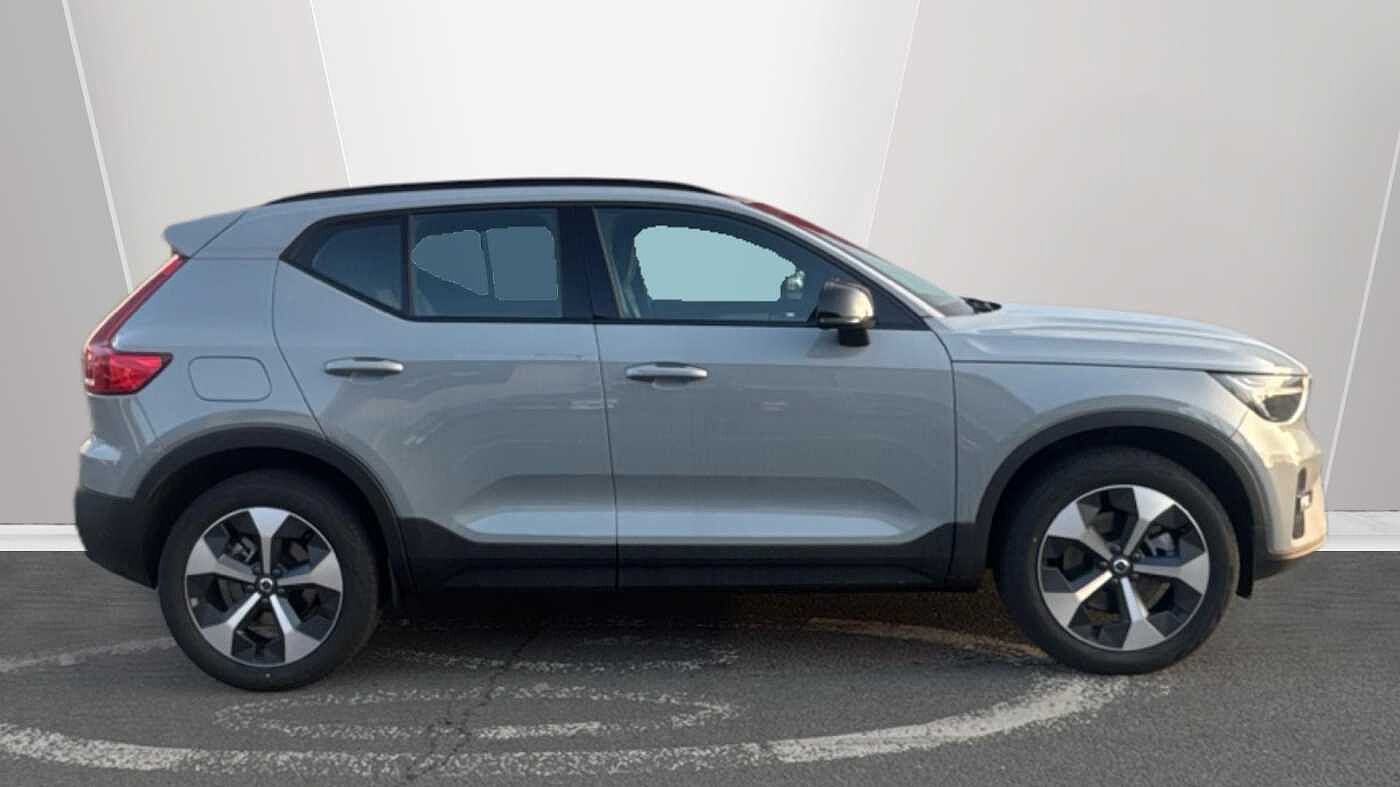 Used Volvo XC40 2025 for sale - 78036094: Photo 3