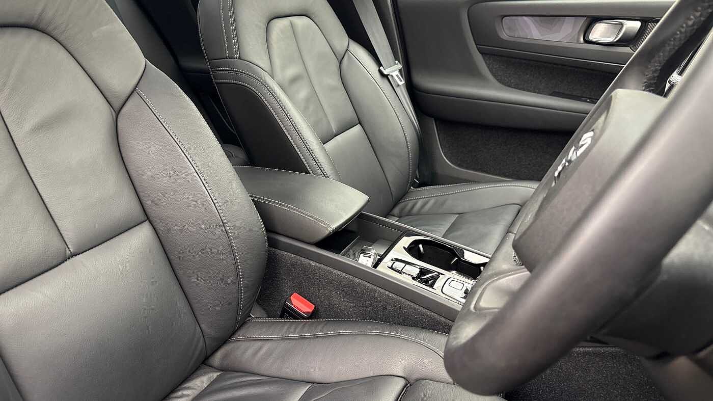 Used Volvo XC40 2023 for sale - 78036103: Photo 29