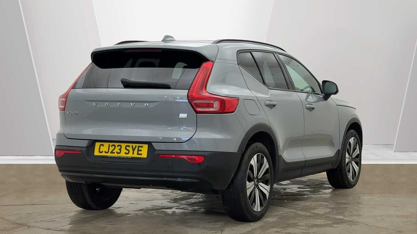 Used Volvo XC40 2023 for sale - 78036103: Photo 3
