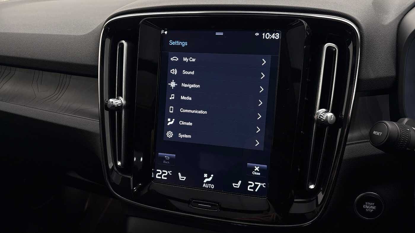 Used Volvo XC40 2023 for sale - 78036103: Photo 35