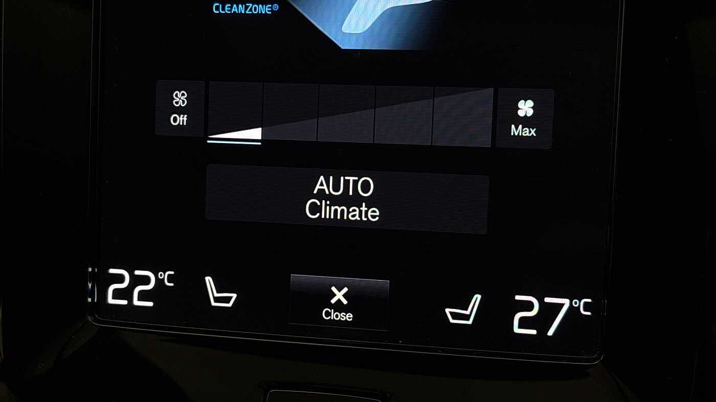 Used Volvo XC40 2023 for sale - 78036103: Photo 40