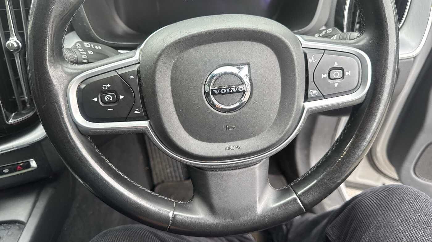 Used Volvo XC60 2022 for sale - 78036075: Photo 12