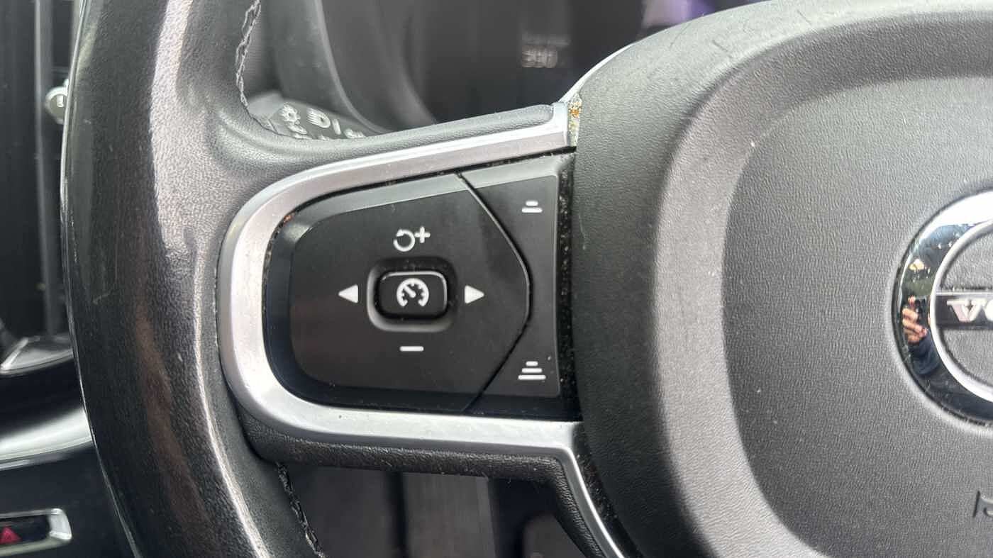 Used Volvo XC60 2022 for sale - 78036075: Photo 21