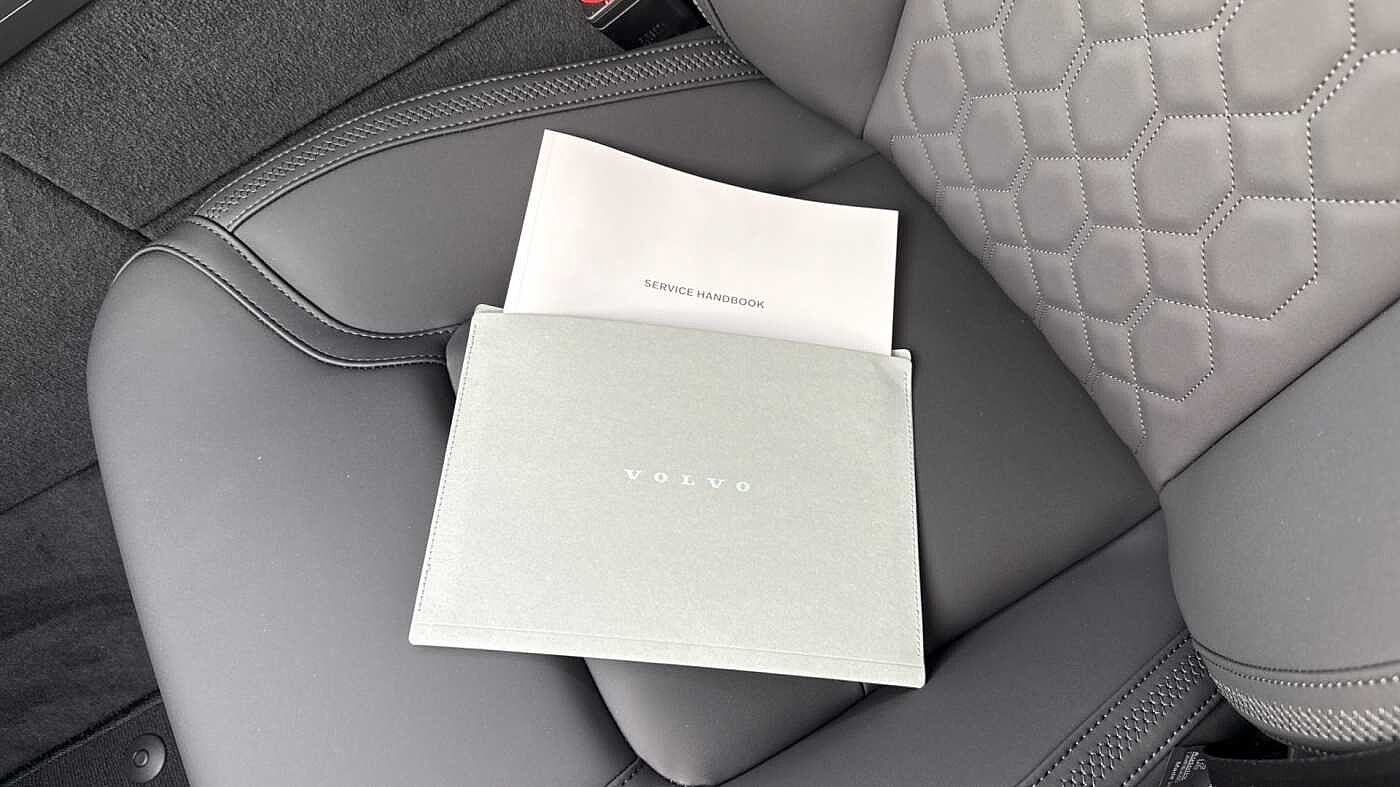 Used Volvo XC60 2025 for sale - 78036053: Photo 16