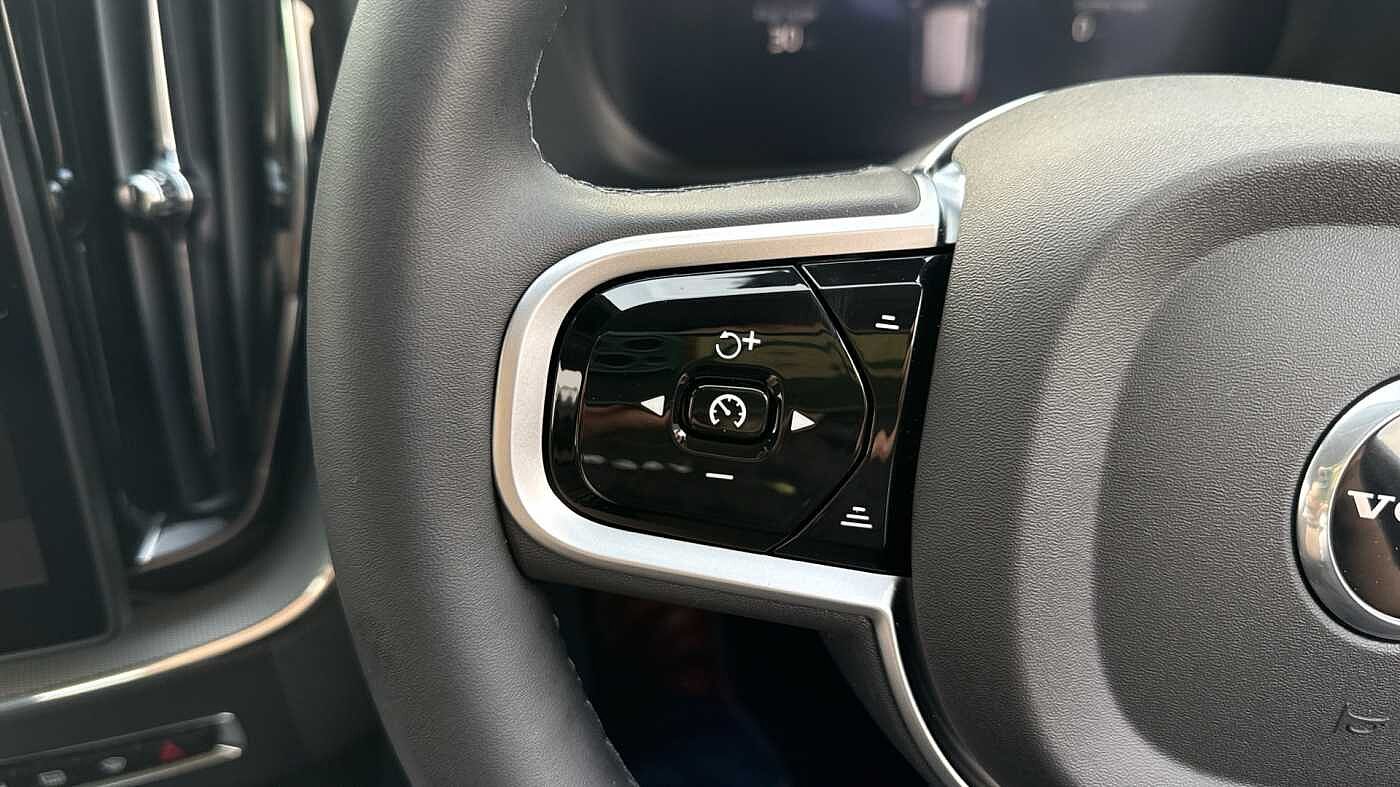 Used Volvo XC60 2025 for sale - 78036053: Photo 19