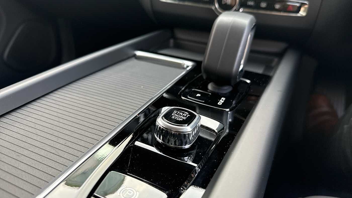 Used Volvo XC60 2025 for sale - 78036053: Photo 23