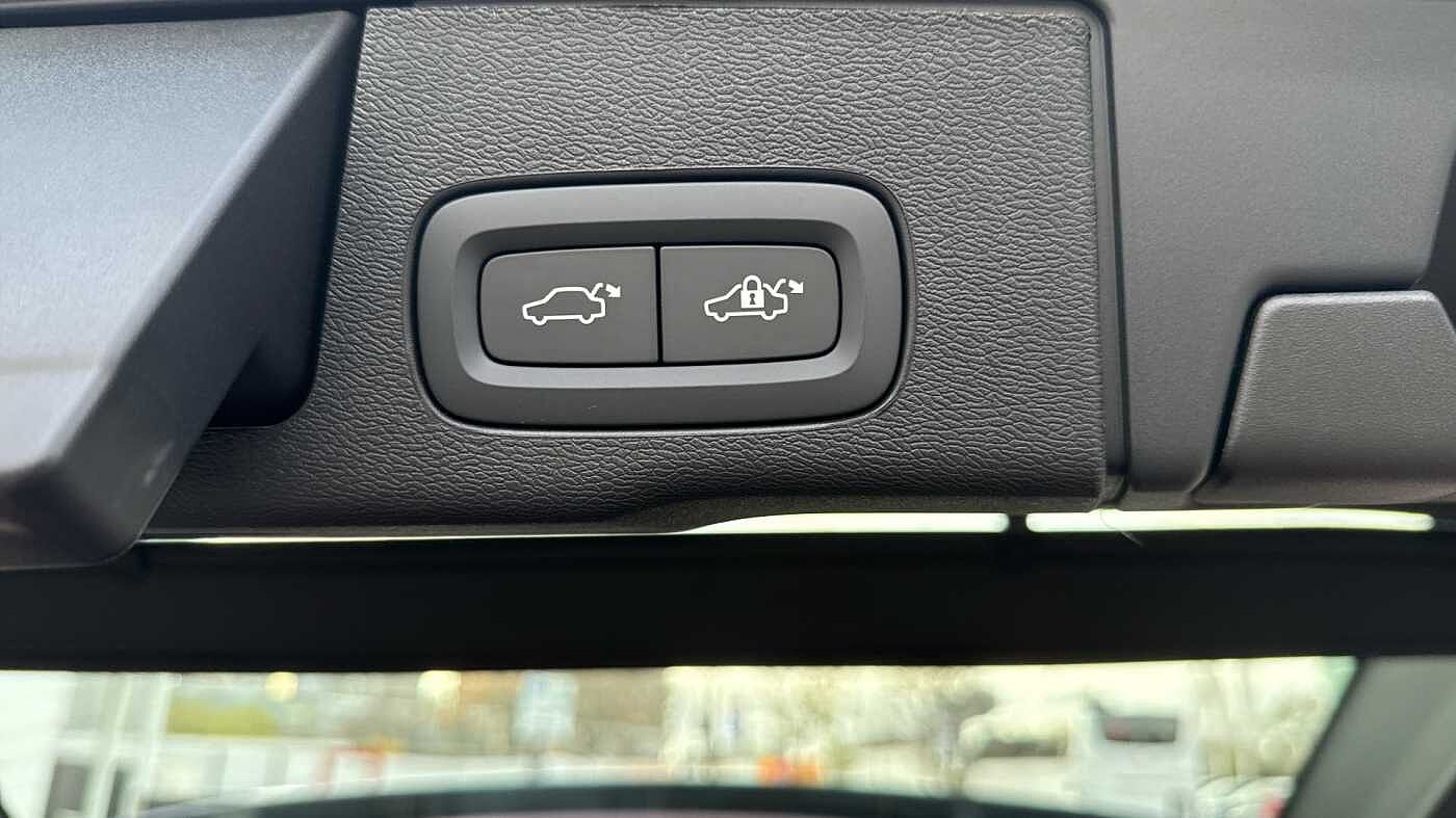 Used Volvo XC60 2025 for sale - 78036053: Photo 29