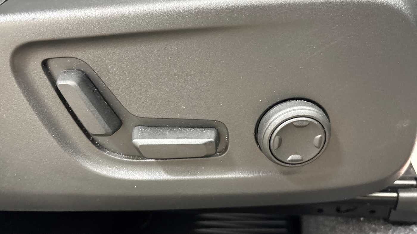 Used Volvo XC40 2024 for sale - 78036063: Photo 28