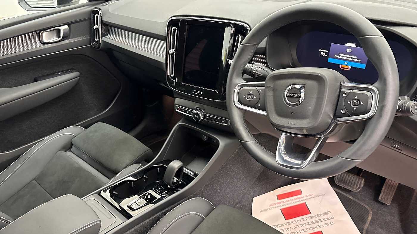 Used Volvo XC40 2024 for sale - 78036063: Photo 9